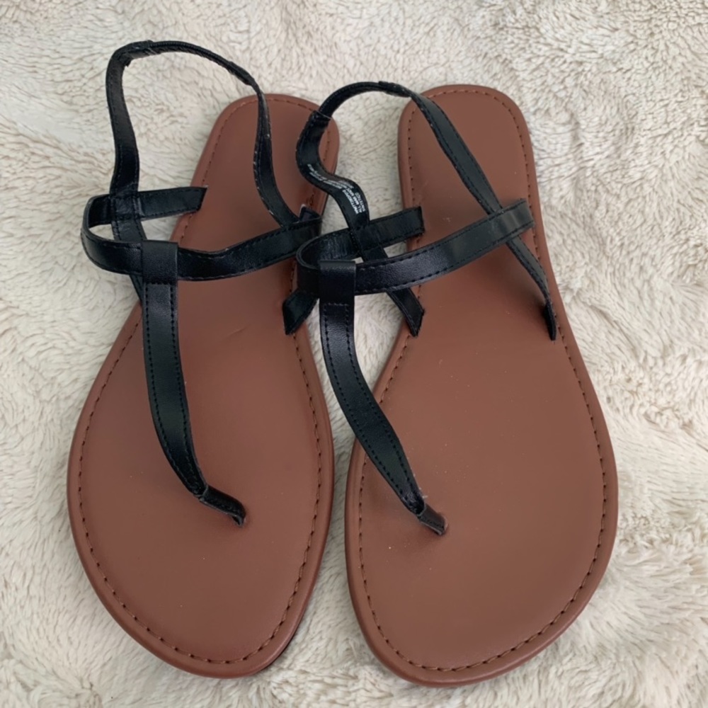 Time and Tru Sandals